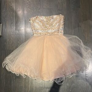 Girls dress